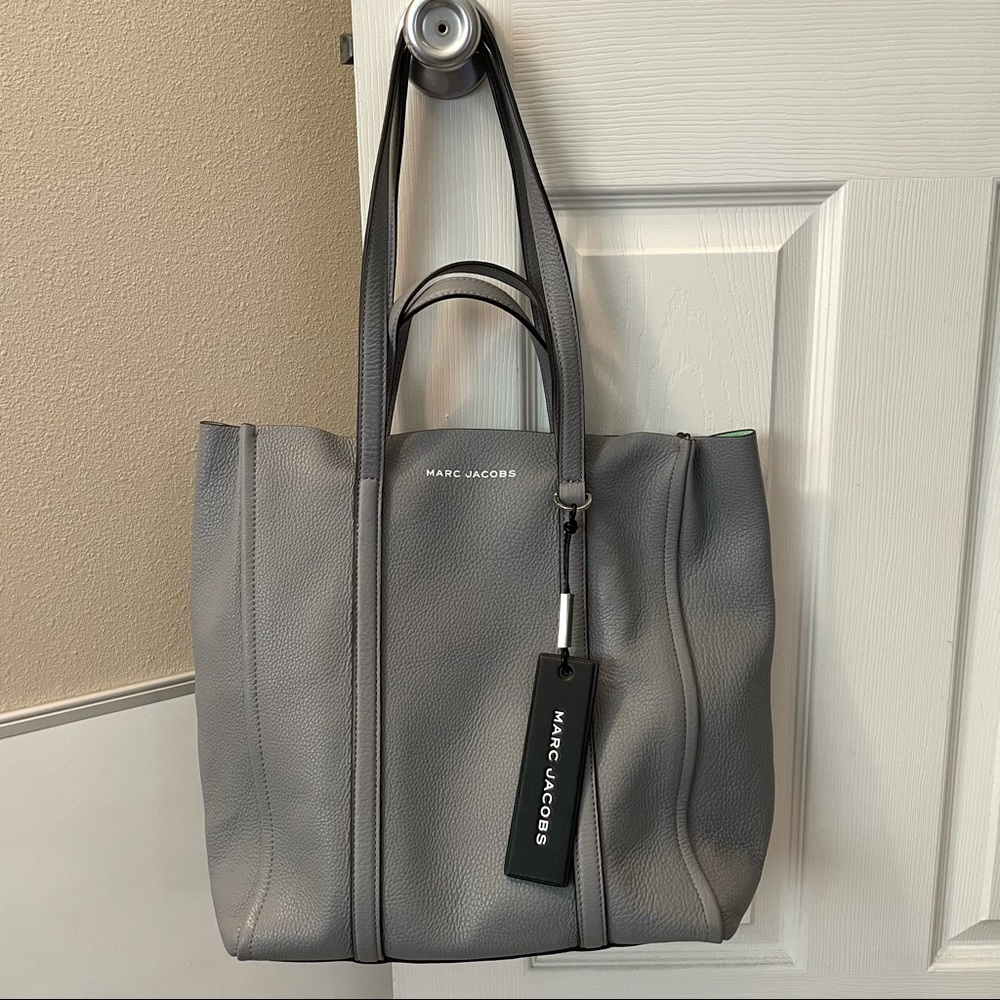 Marc Jacobs The Oversized Tag Tote